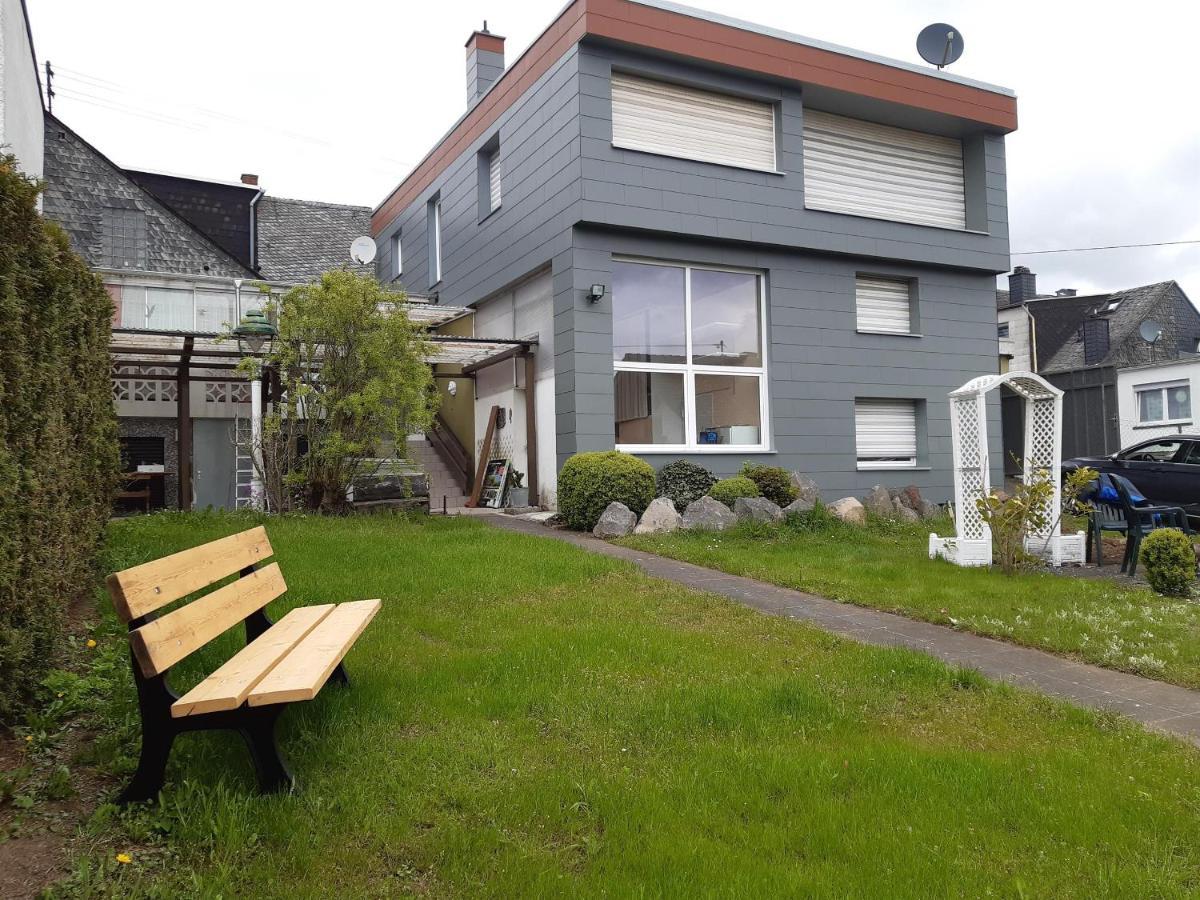 Ferienhaus Zum Hochstein Ettringen  Exterior foto